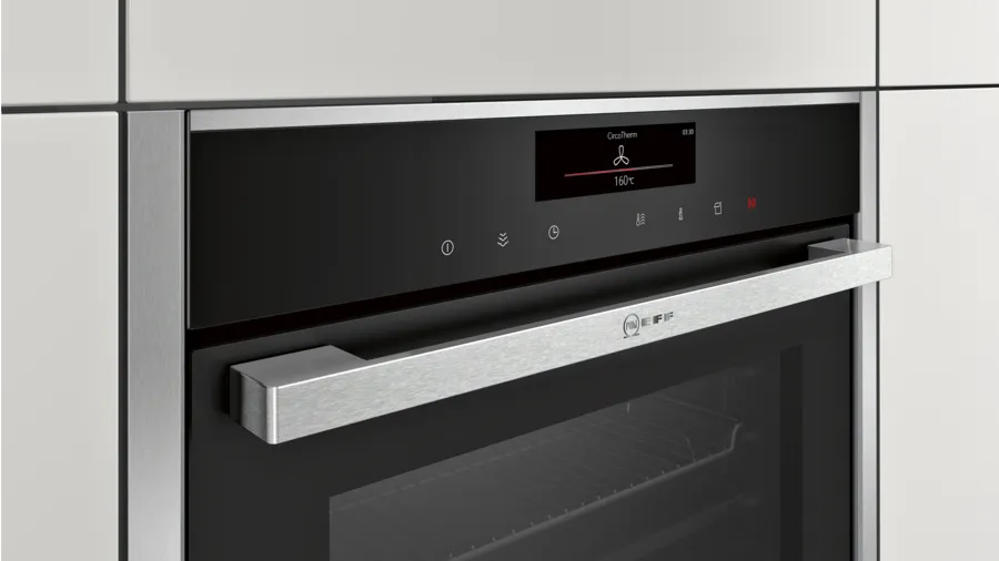 NEFF Built-in compact oven with steam function